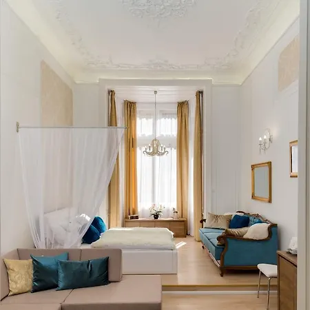 Bella Delux * Budapest